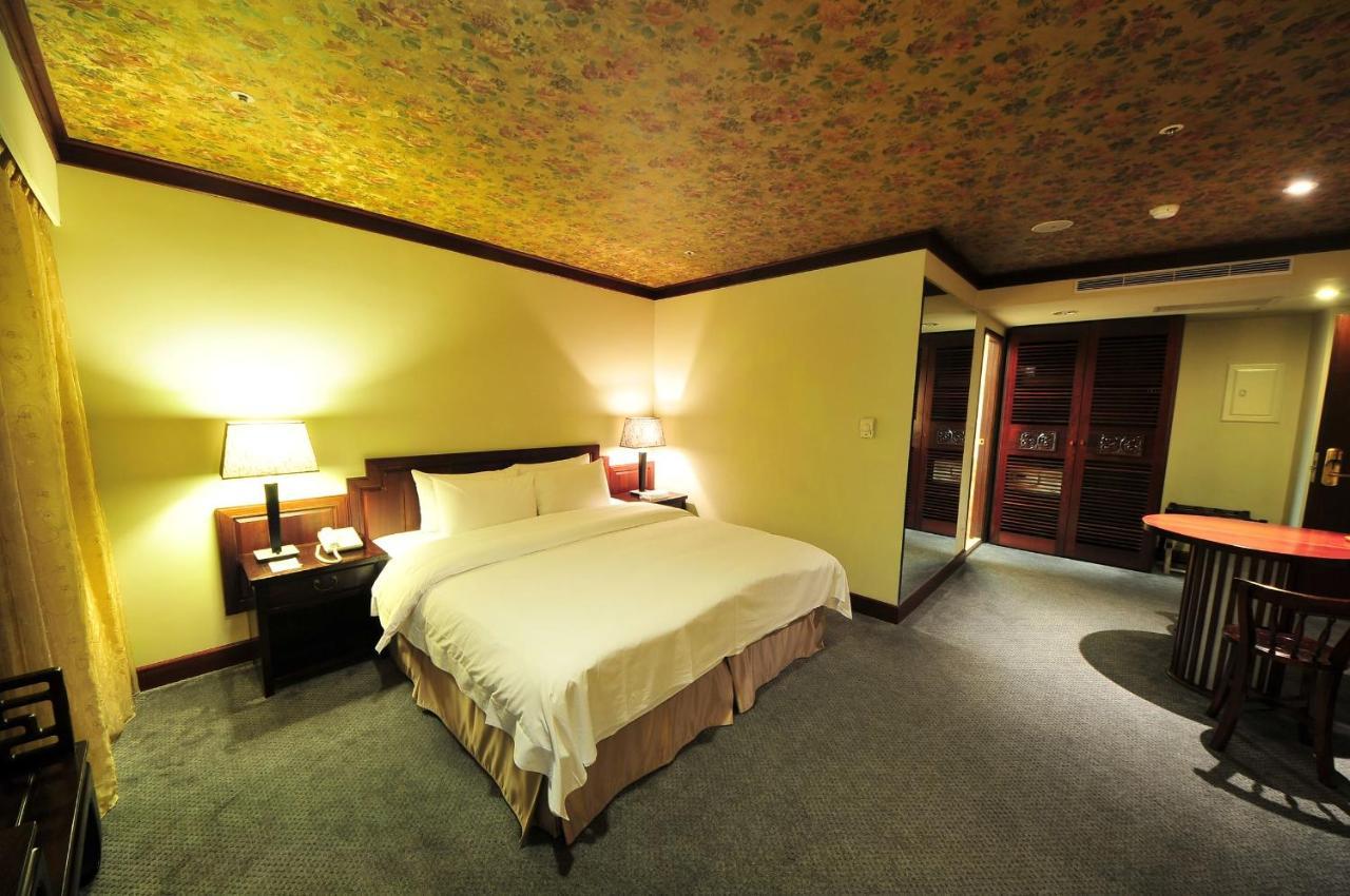 Beautiful Hotel Taipei Xindian Exterior photo