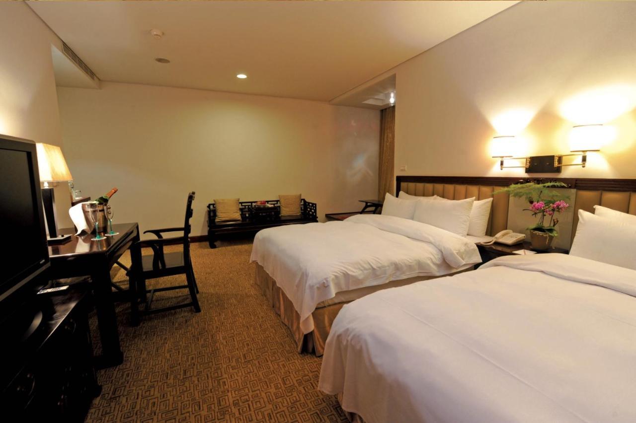 Beautiful Hotel Taipei Xindian Exterior photo