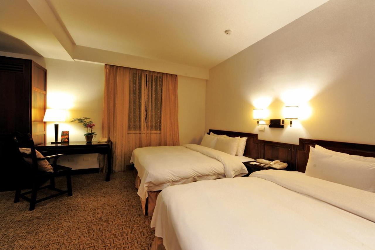 Beautiful Hotel Taipei Xindian Exterior photo