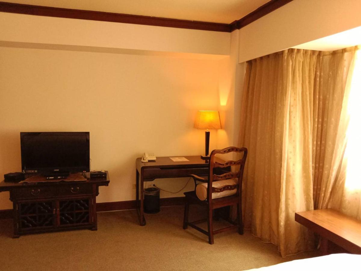 Beautiful Hotel Taipei Xindian Exterior photo