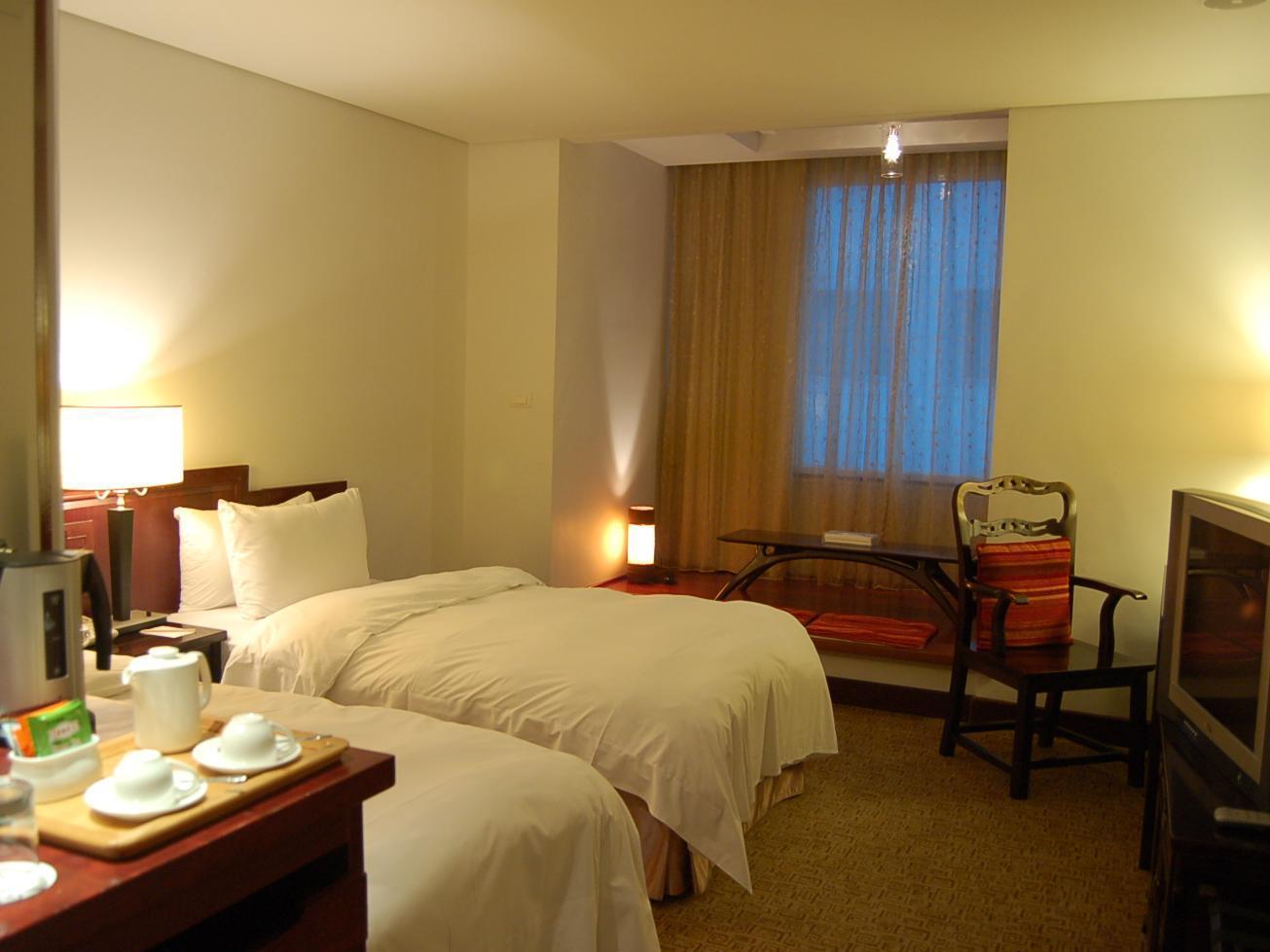 Beautiful Hotel Taipei Xindian Exterior photo